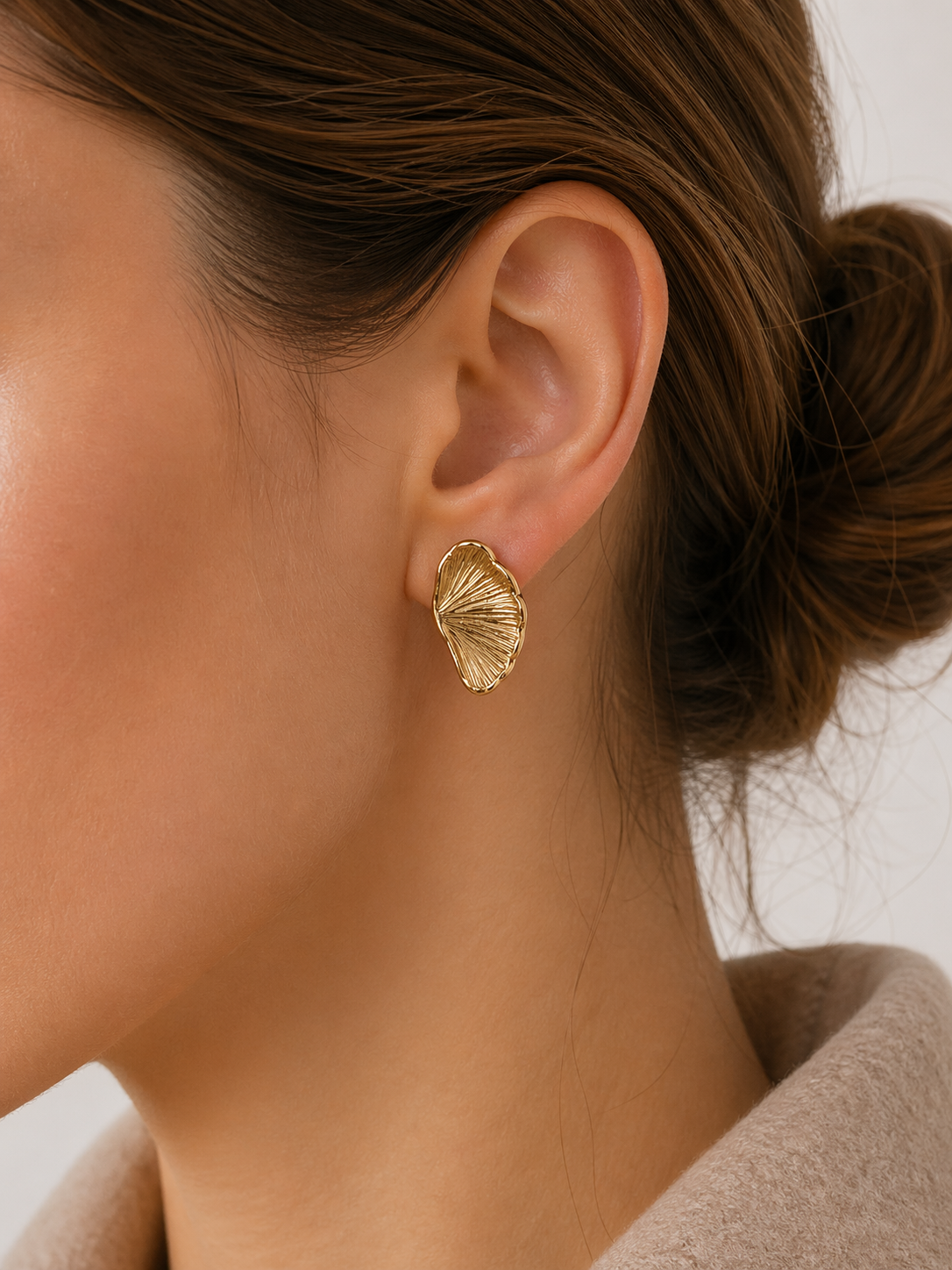 Сережки-пусети Золоте віяло JW 125 KA Brass